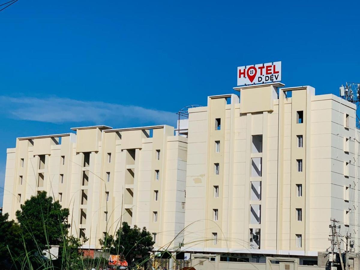 Hotel D Dev Vijayawāda Exteriér fotografie